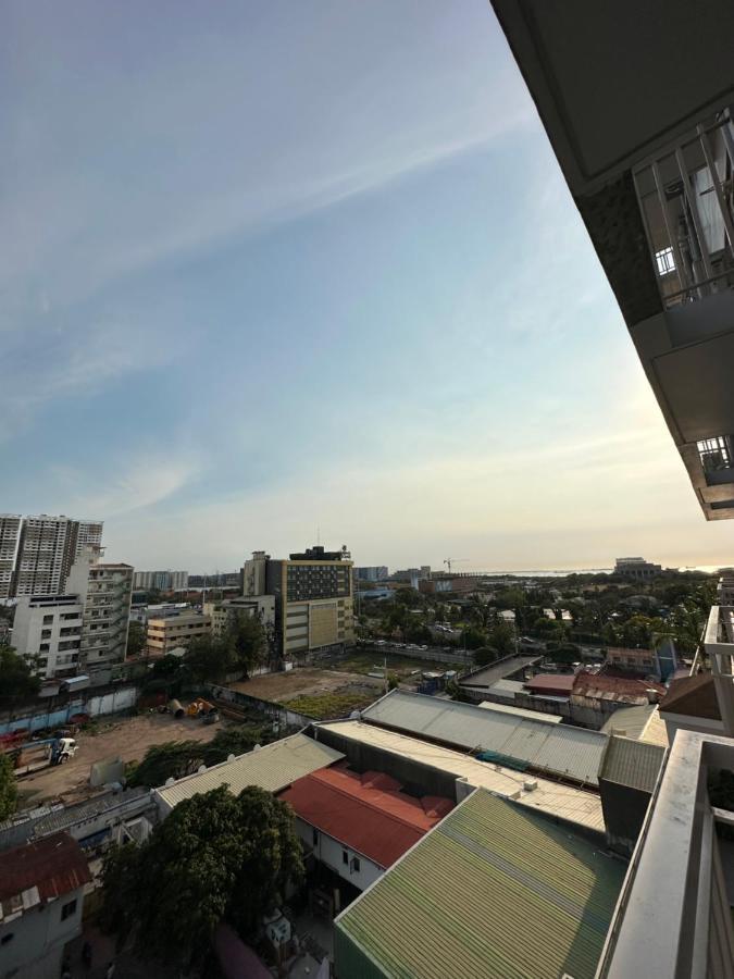 Chen'S Cozy 2Bedroom @ Coast Residences Manila Exterior foto